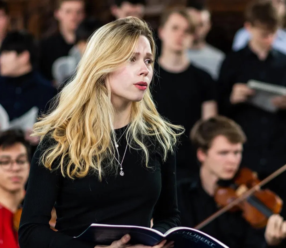 Concert performance, with period strings